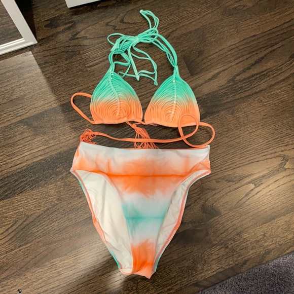 PQ / PILYQ BIKINI - Picture 1 of 3